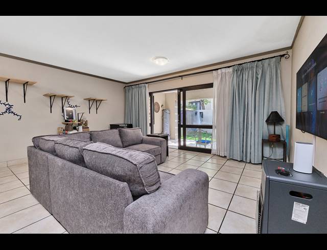2 BEDROOM APARTMENT RENTED IN LONEHILL